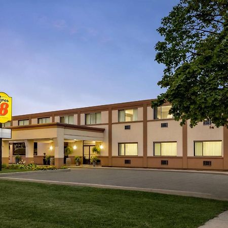Super 8 By Wyndham Sarnia On Ξενοδοχείο Εξωτερικό φωτογραφία