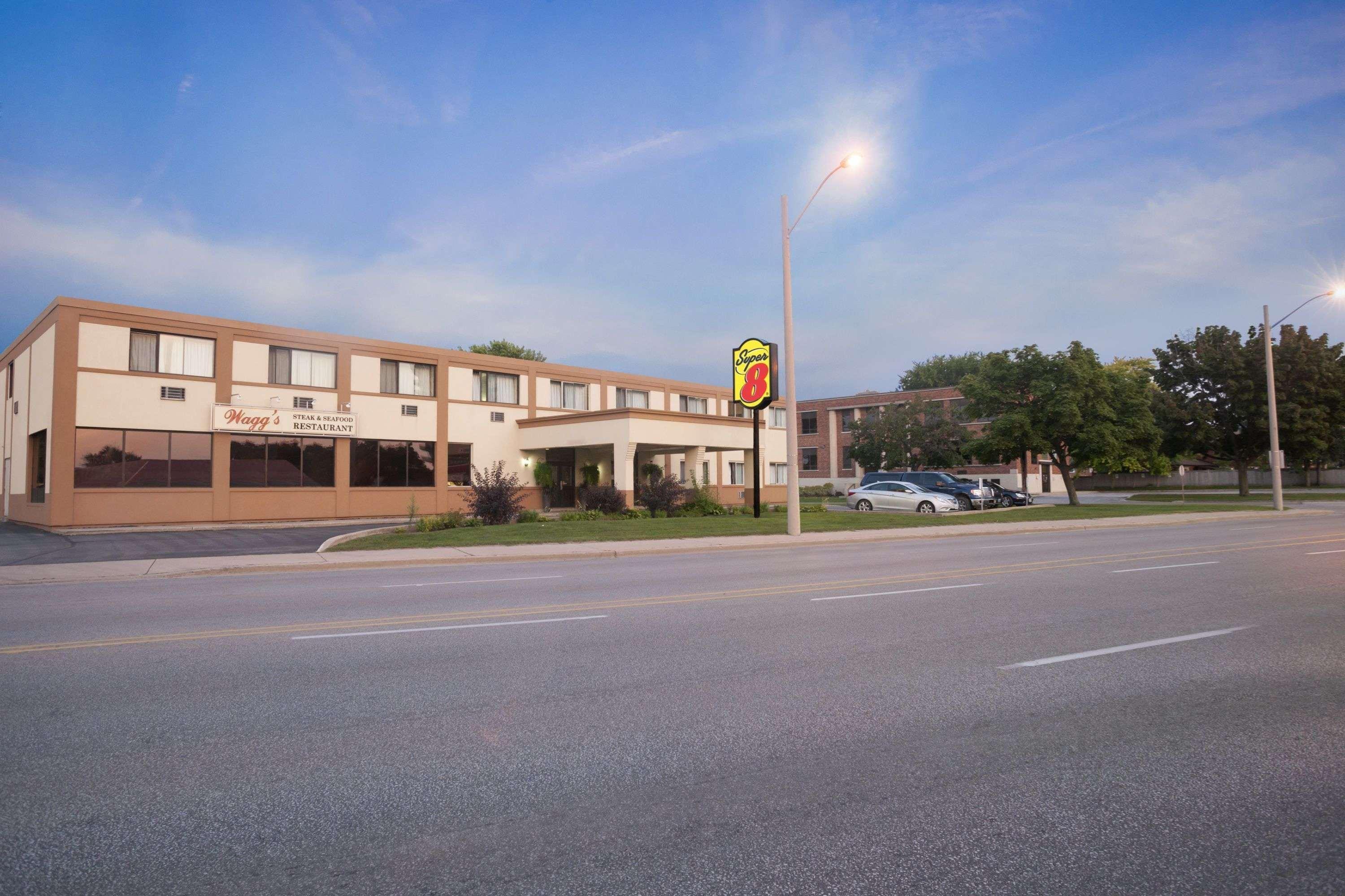 Super 8 By Wyndham Sarnia On Ξενοδοχείο Εξωτερικό φωτογραφία