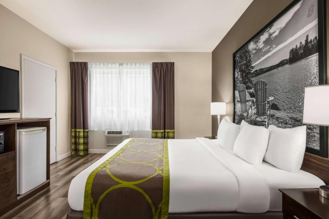 Super 8 By Wyndham Sarnia On Ξενοδοχείο Εξωτερικό φωτογραφία
