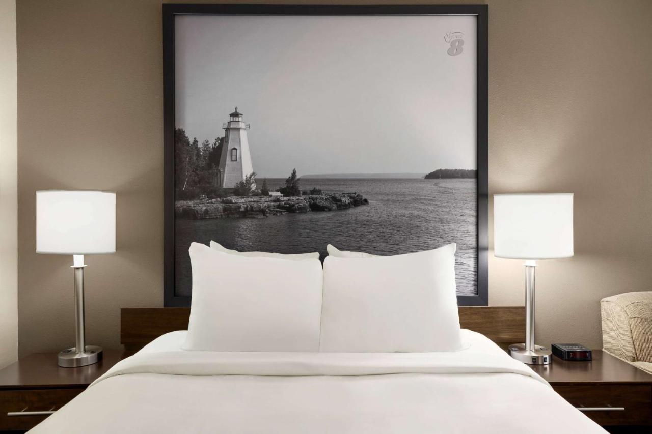 Super 8 By Wyndham Sarnia On Ξενοδοχείο Εξωτερικό φωτογραφία